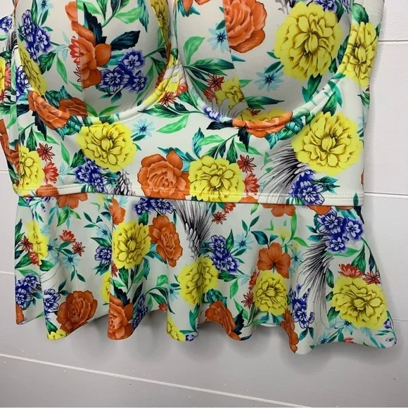 Torrid floral peplum swim top 1X - Picture 11 of 12